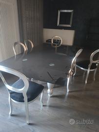 tavolo in cristallo con 4 sedie 