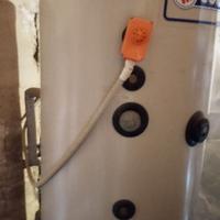 Caldaia a pellet e legna con Boiler acqua calda