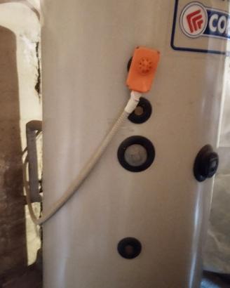 Caldaia a pellet e legna con Boiler acqua calda