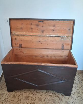 cassapanca in legno