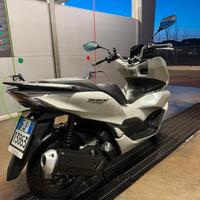 HONDA PCX 125 - 2024