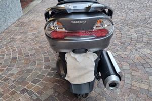 Suzuki AN burgman 400