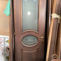 Porta di legno artiginale