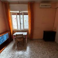 Camera in appartamento condiviso