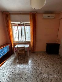 Camera in appartamento condiviso