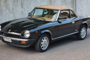 Fiat 124 Spider Europa vers. Azzurra