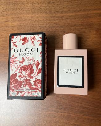Bottiglia vuota  compl. di scatola profumo Gucci