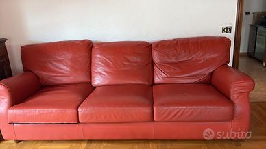 Divano rosso 
