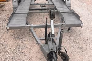 Rimorchio per trasporto auto