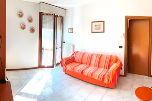 2 bagni,2 camere,zona tranquilla,clima,posto auto