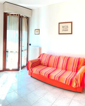 2 bagni,2 camere,zona tranquilla,clima,posto auto