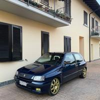 Clio 1.8