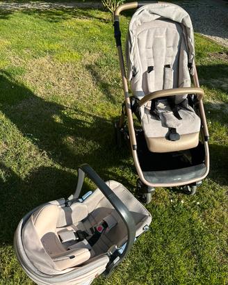 Trio Peg Perego con base isofix
