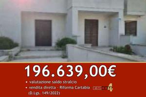 Villa a Squinzano (LE)