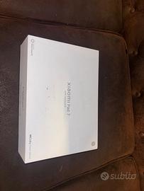 Xiaomi Pad 7 con tastiera, scatola e accessori