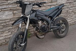 Derbi senda 77
