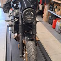 Yamaha XSR 700 2024