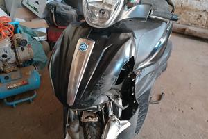 beverly 125 incidentato 