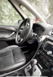 Ford S Max Titanium