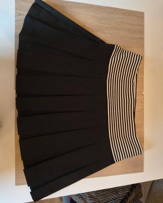 Gonna a pieghe elastica