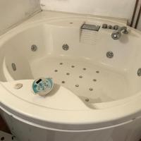 Vasca idromassaggio