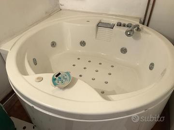 Vasca idromassaggio