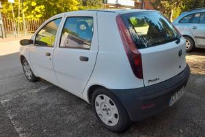 Fiat Punto 1200 fire neopatentati 