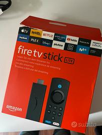 Amazon fire TV stick lite con telecomando vocale