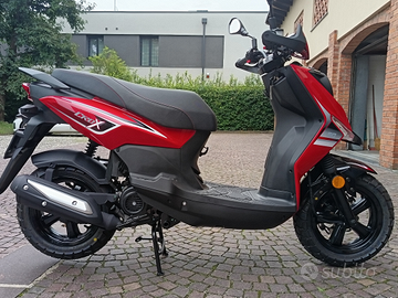 Scooter Sym Crox 50 2025 mai usato