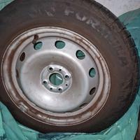 4 gomme invernali 185/65 R15 + 4 cerchi come nuove