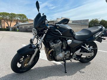 Suzuki Bandit gsf 600