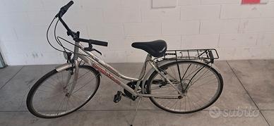Bicicletta Trekking City Bike 28