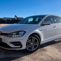 Volkswagen Golf 1.6 TDI 115 CV DSG 5p R-LINE