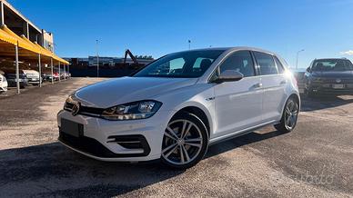 Volkswagen Golf 1.6 TDI 115 CV DSG 5p R-LINE