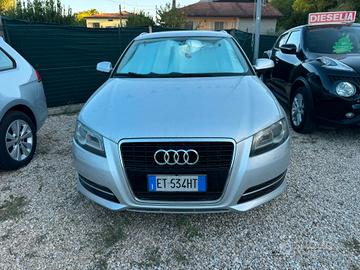 Audi A3 1.6 TDI 105 CV 2012 GARANZIA