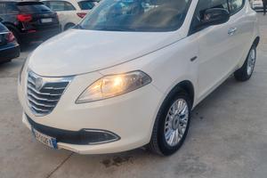 Lancia Ypsilon 0.9 TwinAir 85 CV 5 porte Metano Ec