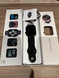 Smartwatch clone di Apple.