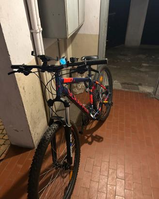 Mountain Bike front suspension