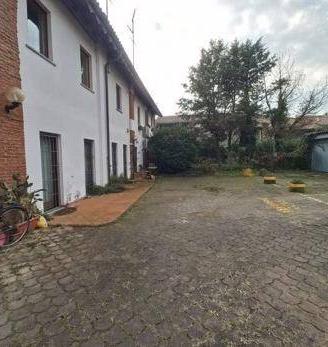 Immobile in asta di 158 m² con 4 locali a Milano