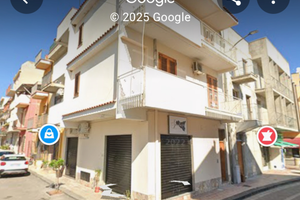 Locale commerciale a Oliveri