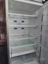  frigorifero Ariston 350 l a 150€