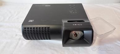Proiettore Sanyo ottica corta HDMI