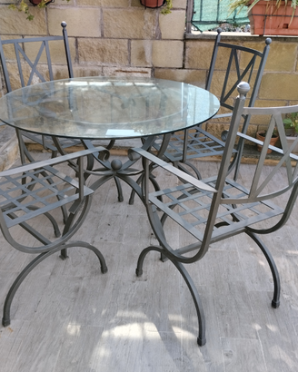 Tavolo da giardino