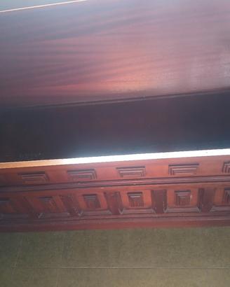 Cassapanca in legno