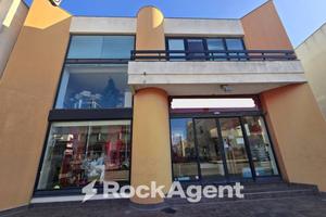 IMMOBILE AD USO COMMERCIALE