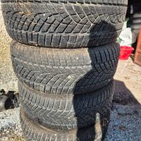 Pneumatici M+S Good Year 225/55 R16