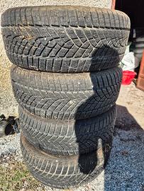 Pneumatici M+S Good Year 225/55 R16