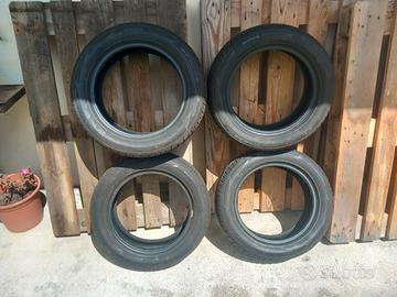 PNEUMATICI MOMO 185/60R15 84H