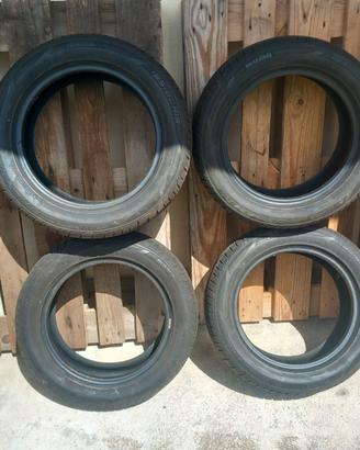PNEUMATICI MOMO 185/60R15 84H