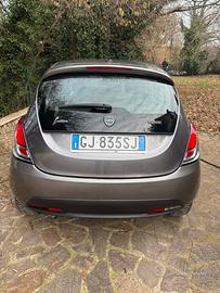 Lancia Ypsilon 1000 benzina